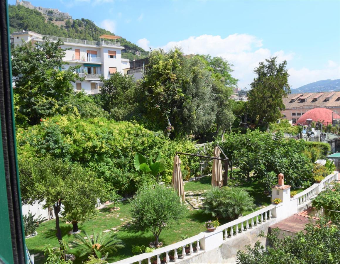 Acquablu Charme Suites - B&B Salerno Eksteriør billede
